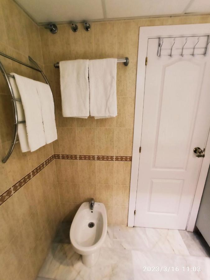 Apartamentos Los Hidalgo Golf Манільва Екстер'єр фото