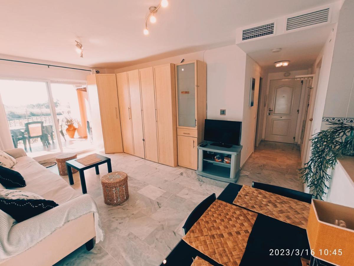 Apartamentos Los Hidalgo Golf Манільва Екстер'єр фото