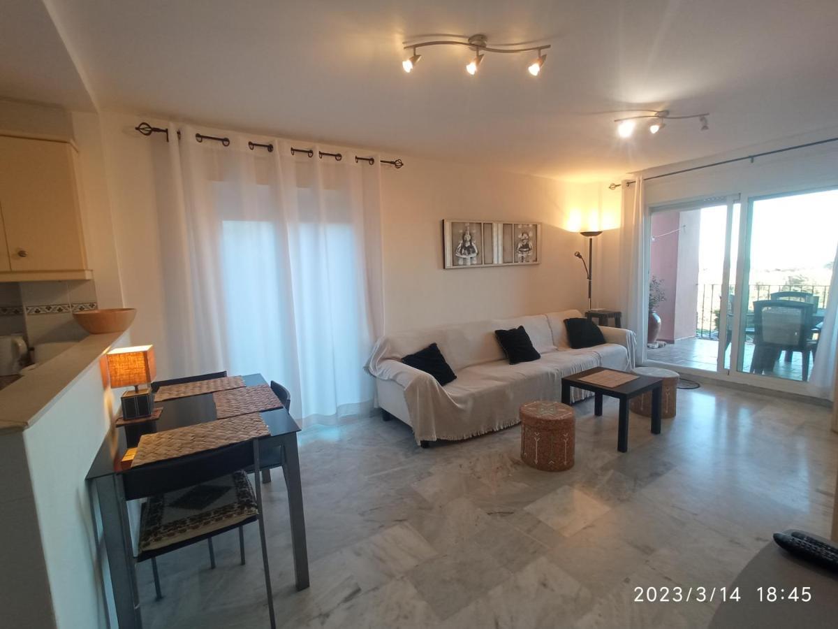 Apartamentos Los Hidalgo Golf Манільва Екстер'єр фото